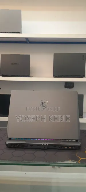 New Laptop MSI Vector 16 HX AI A2XWIG 16GB Intel Core Ultra 9 SSD 1T