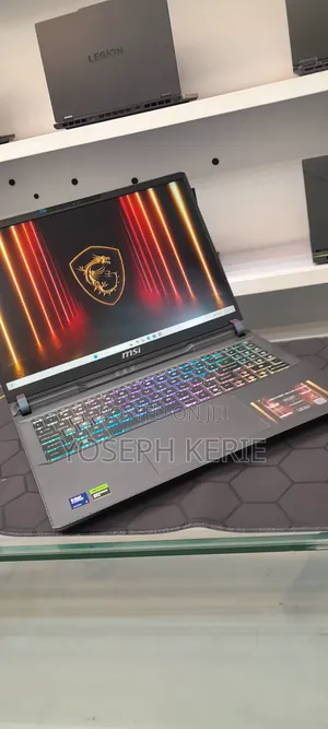 New Laptop MSI Vector 16 HX AI A2XWIG 16GB Intel Core Ultra 9 SSD 1T