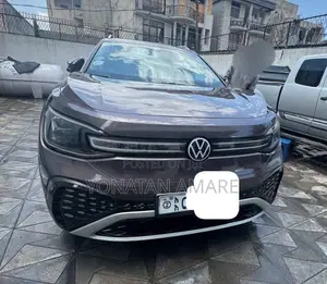 Volkswagen ID.6 2023