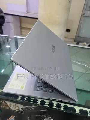 Laptop Asus VivoBook 15 X505BA 8GB Intel Core i3 SSD 256GB