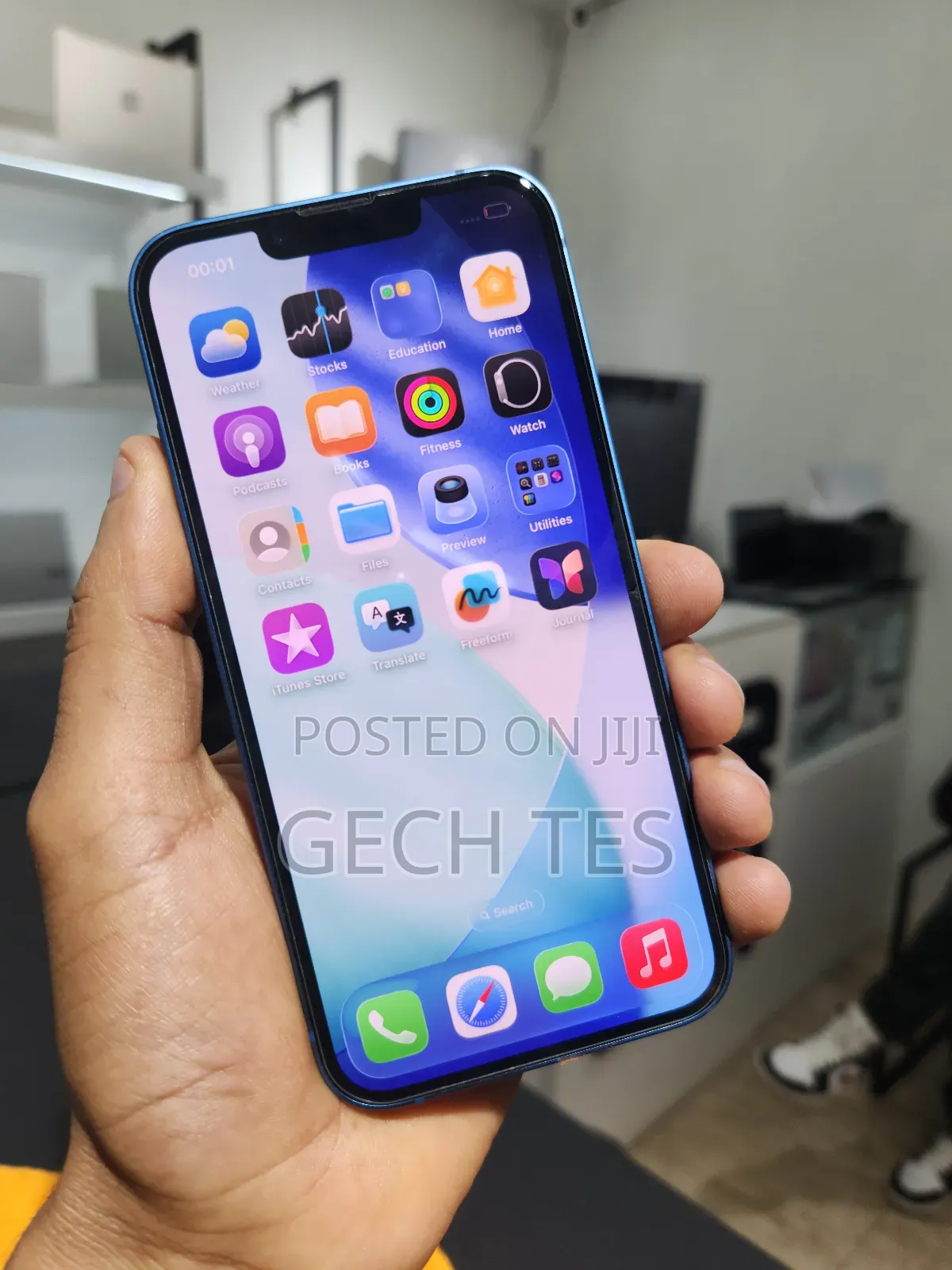 New Apple iPhone 13 128 GB Blue