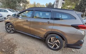 Toyota Rush 2022 Brown