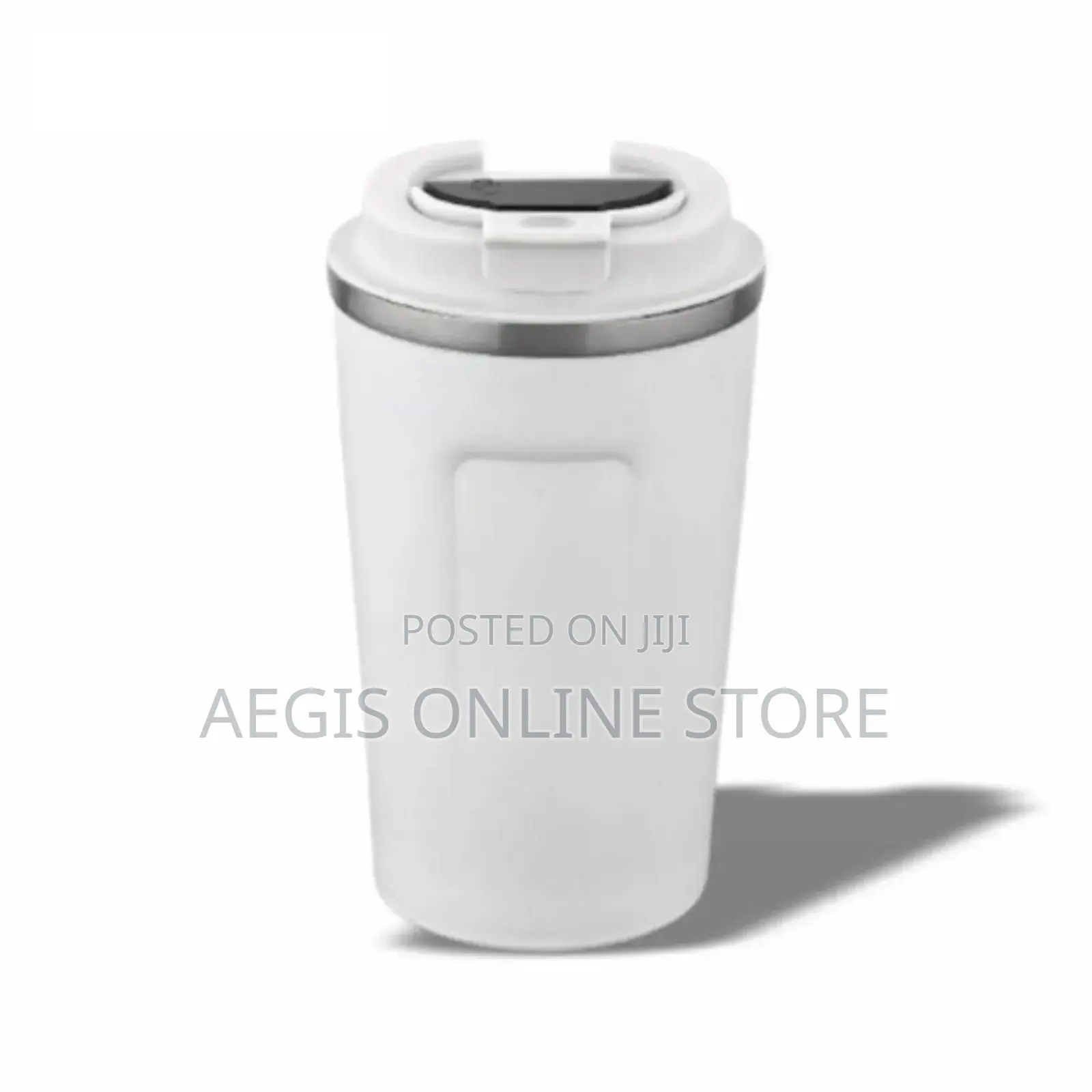 Smart Insulated Travel Mug With a Digital Temperature Display