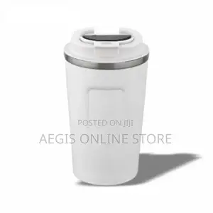 Smart Insulated Travel Mug With a Digital Temperature Display