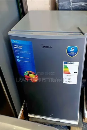 Midea Refrigerator Model 142 – Compact | Efficient | Stylish Design