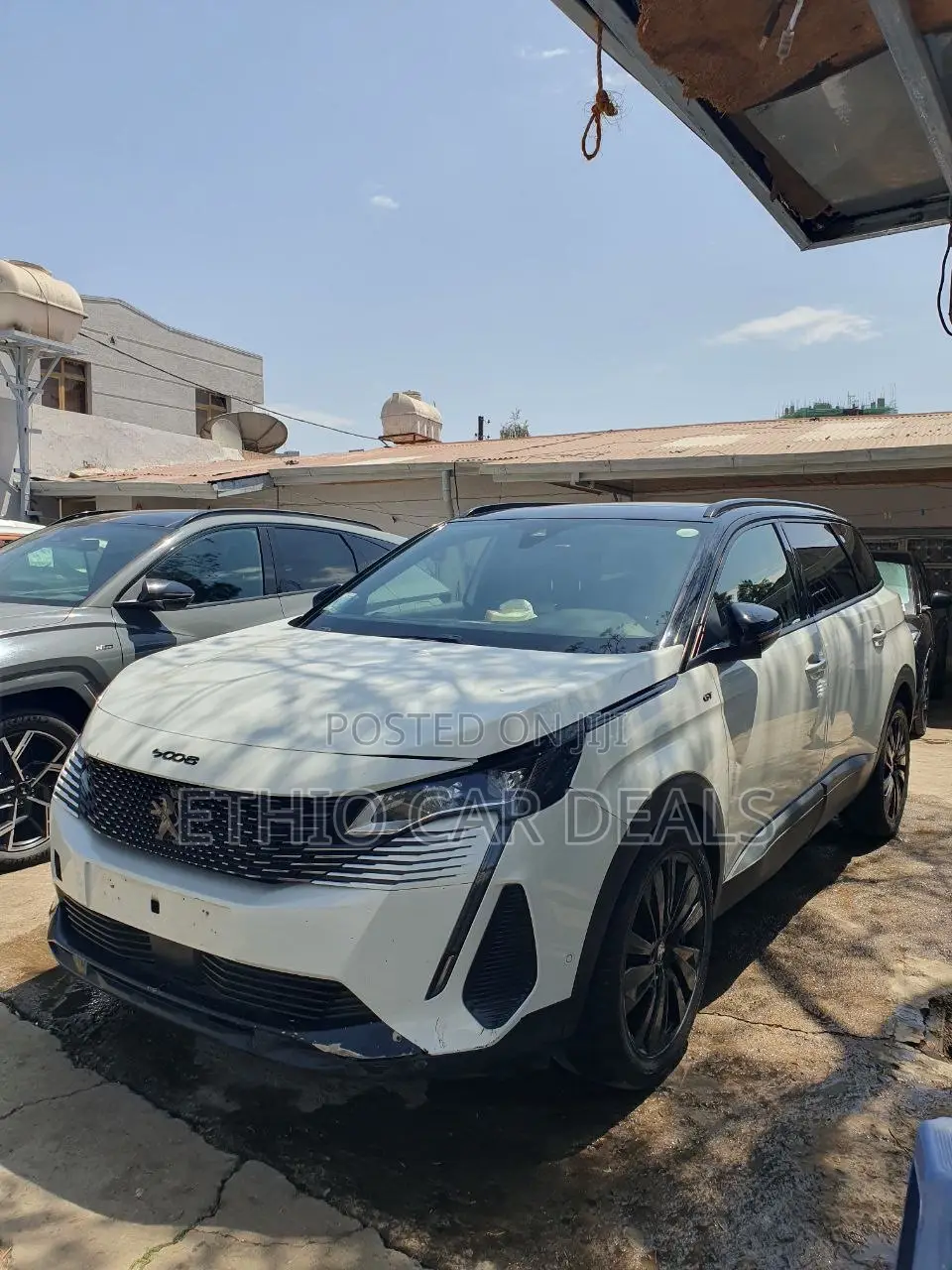 Peugeot 5008 2022 White