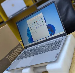 New Laptop Lenovo Ideapad 3 16GB Intel Core i5 SSD 512GB