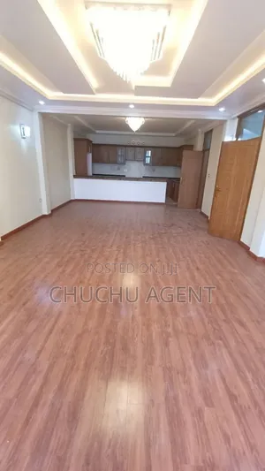 12bdrm House in Bole for rent