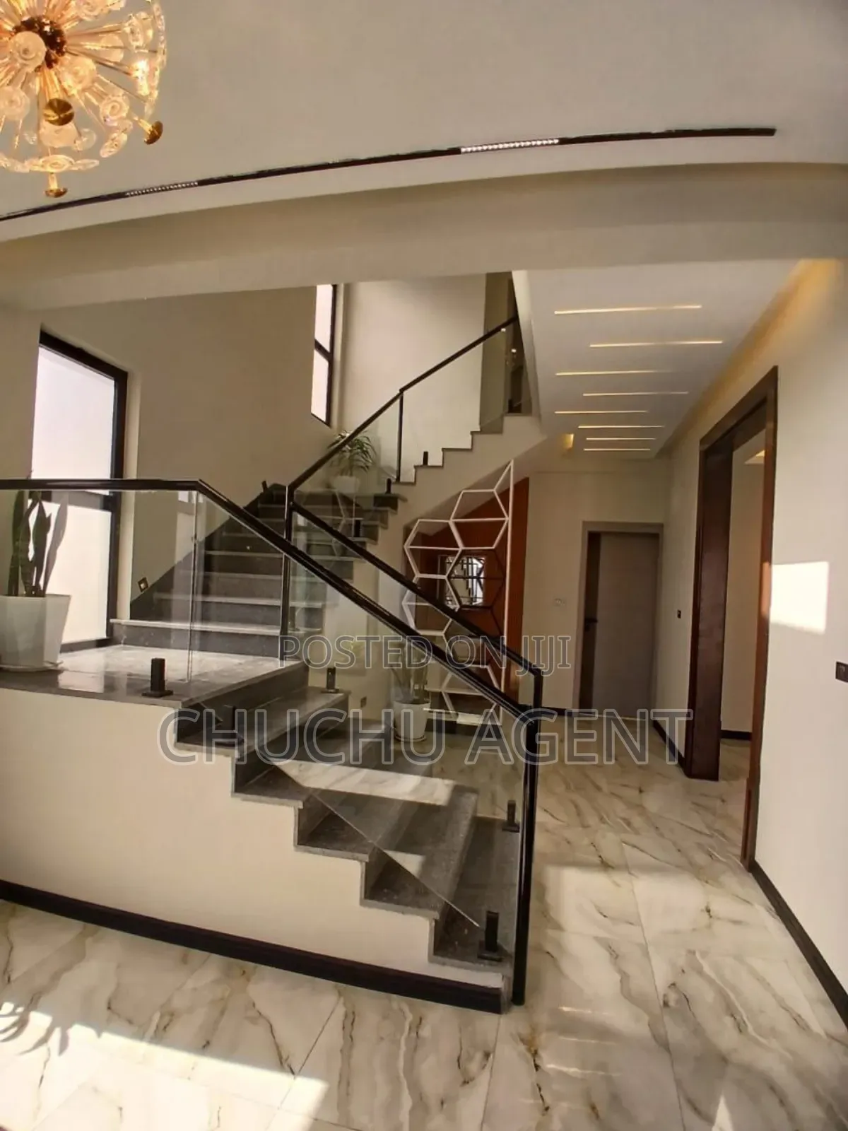 12bdrm House in Bole for rent