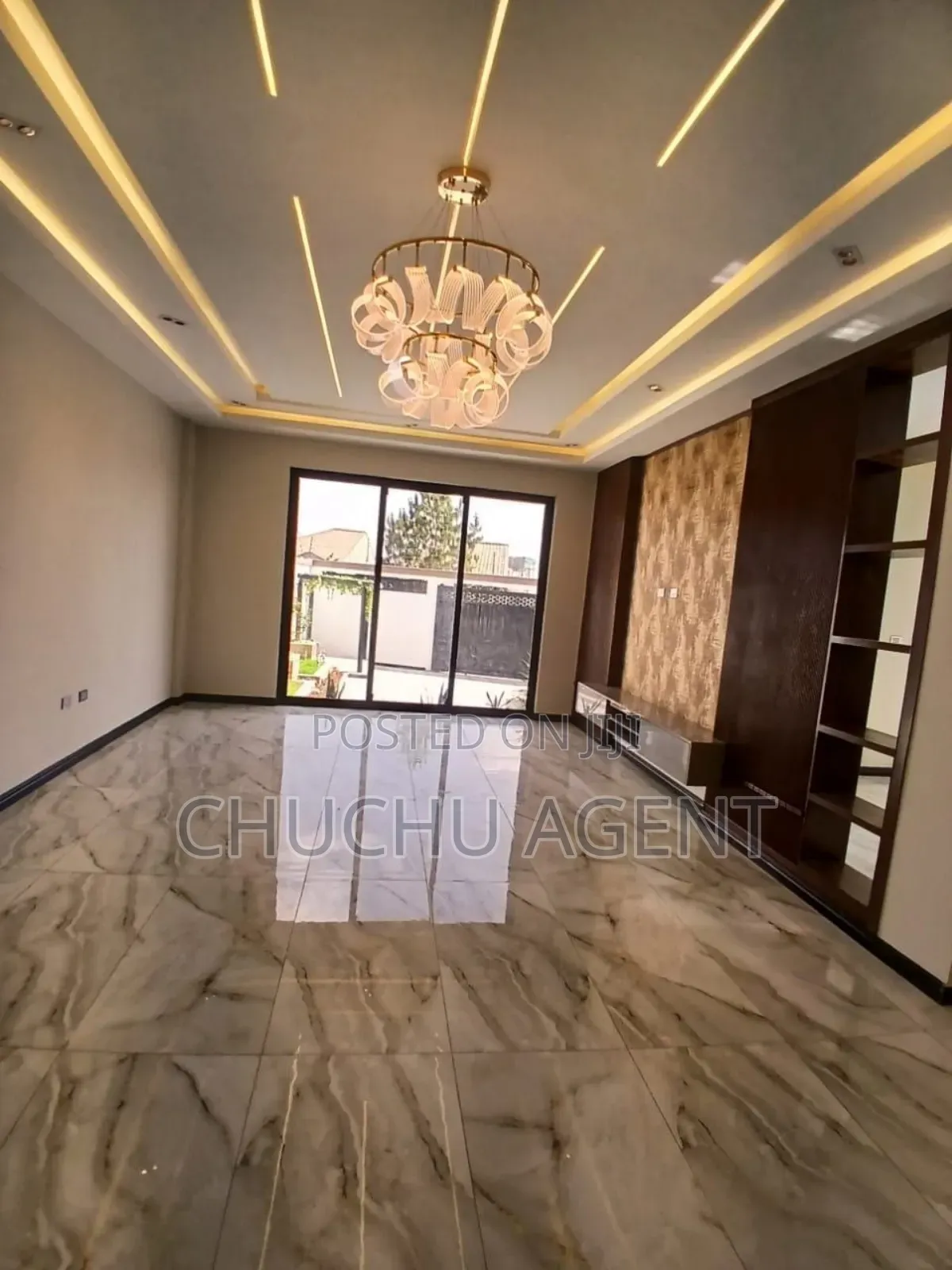 12bdrm House in Bole for rent