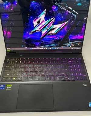 New Laptop Acer Predator Helios 300 32GB Intel Core Ultra 9 SSD 1T