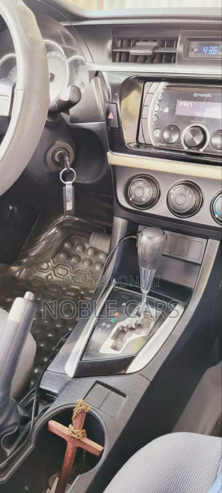 Toyota Corolla 2017 Silver