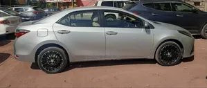 Toyota Corolla 2017 Silver
