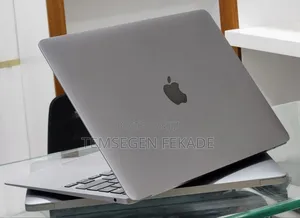 New Laptop Apple MacBook Air 2020 M1 8GB Apple M1 Max SSD 256GB