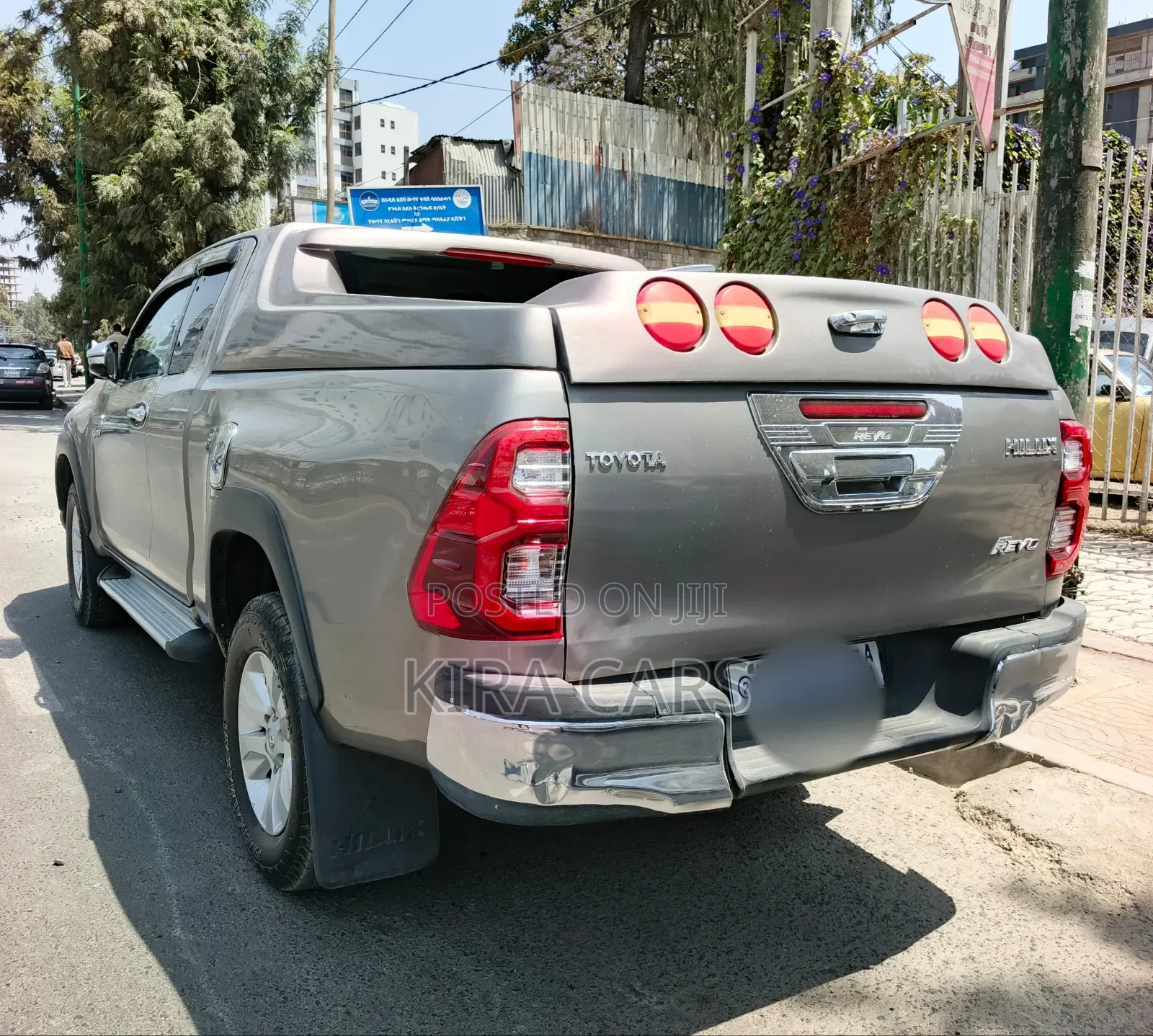 Toyota Hilux 2018 Gray