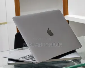 New Laptop Apple MacBook Air 2020 M1 8GB Apple M1 SSD 256GB