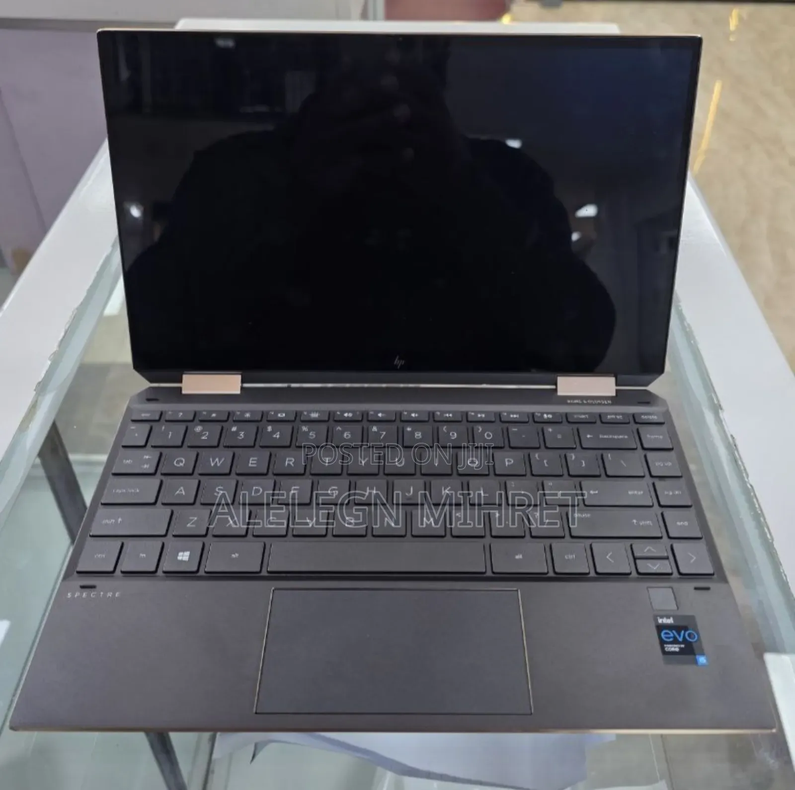 New Laptop HP Spectre 8GB Intel Core i5 SSD 512GB