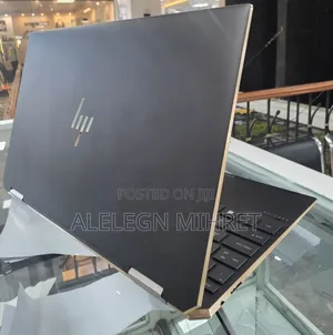 New Laptop HP Spectre 8GB Intel Core i5 SSD 512GB