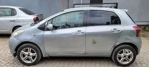 Toyota Yaris 1.0 VVT-i 2007 Gray