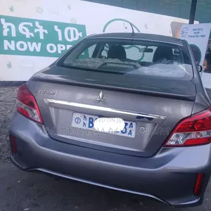 Mitsubishi Attrage 2021 Blue