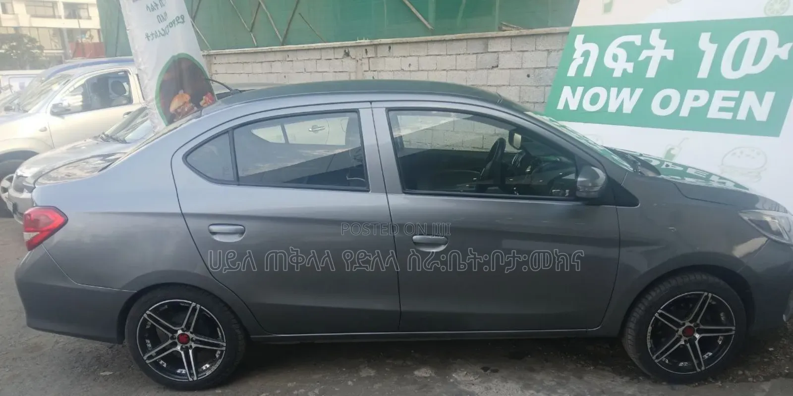 Mitsubishi Attrage 2021 Blue