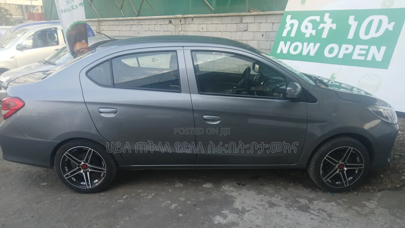 Mitsubishi Attrage 2021 Blue