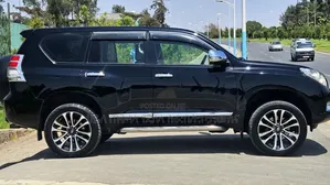 Toyota Land Cruiser Prado 2011 Matt Black