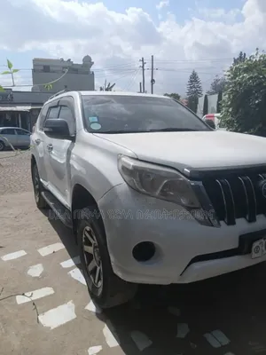 Toyota Land Cruiser Prado 2016 White