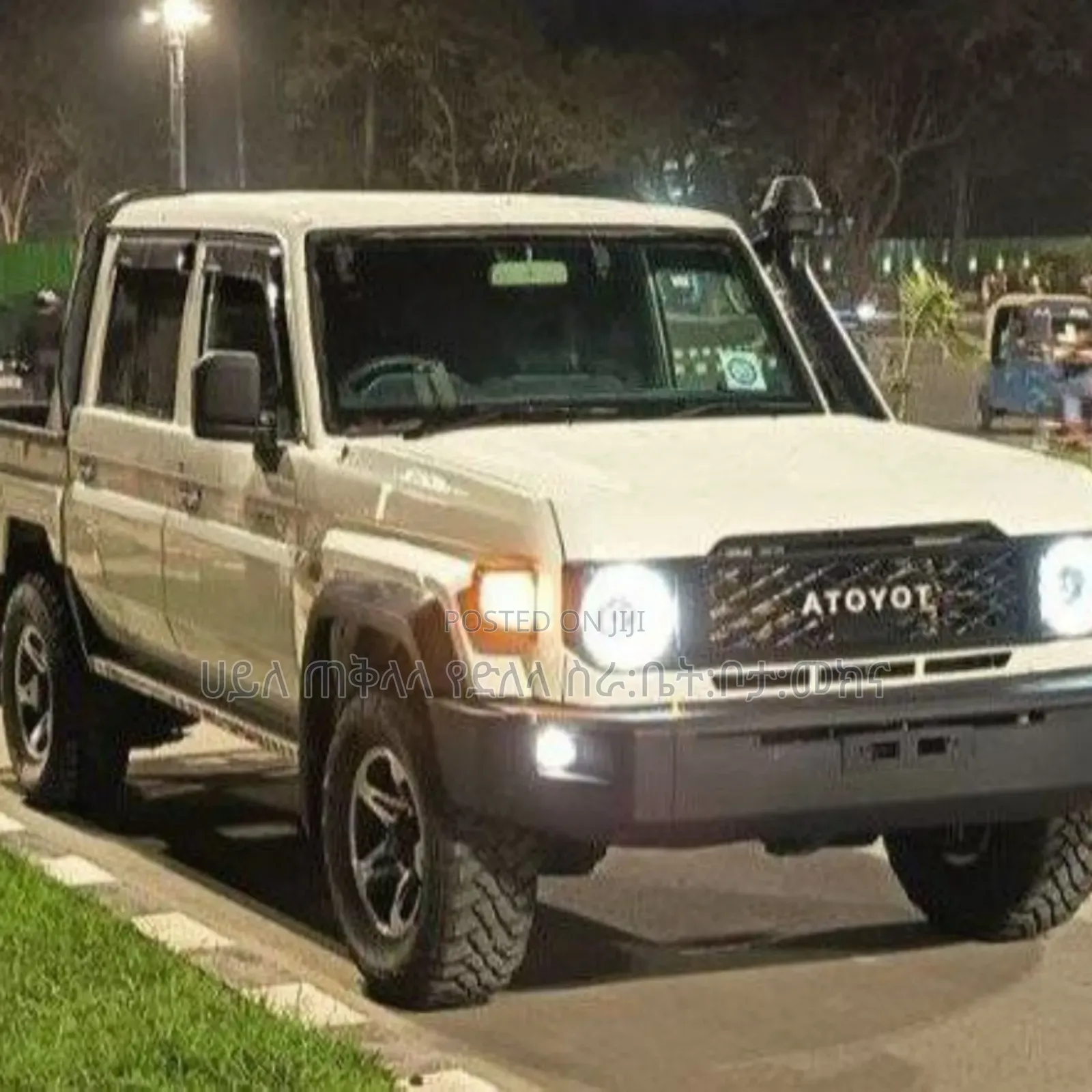 Toyota Land Cruiser 2018 Off white