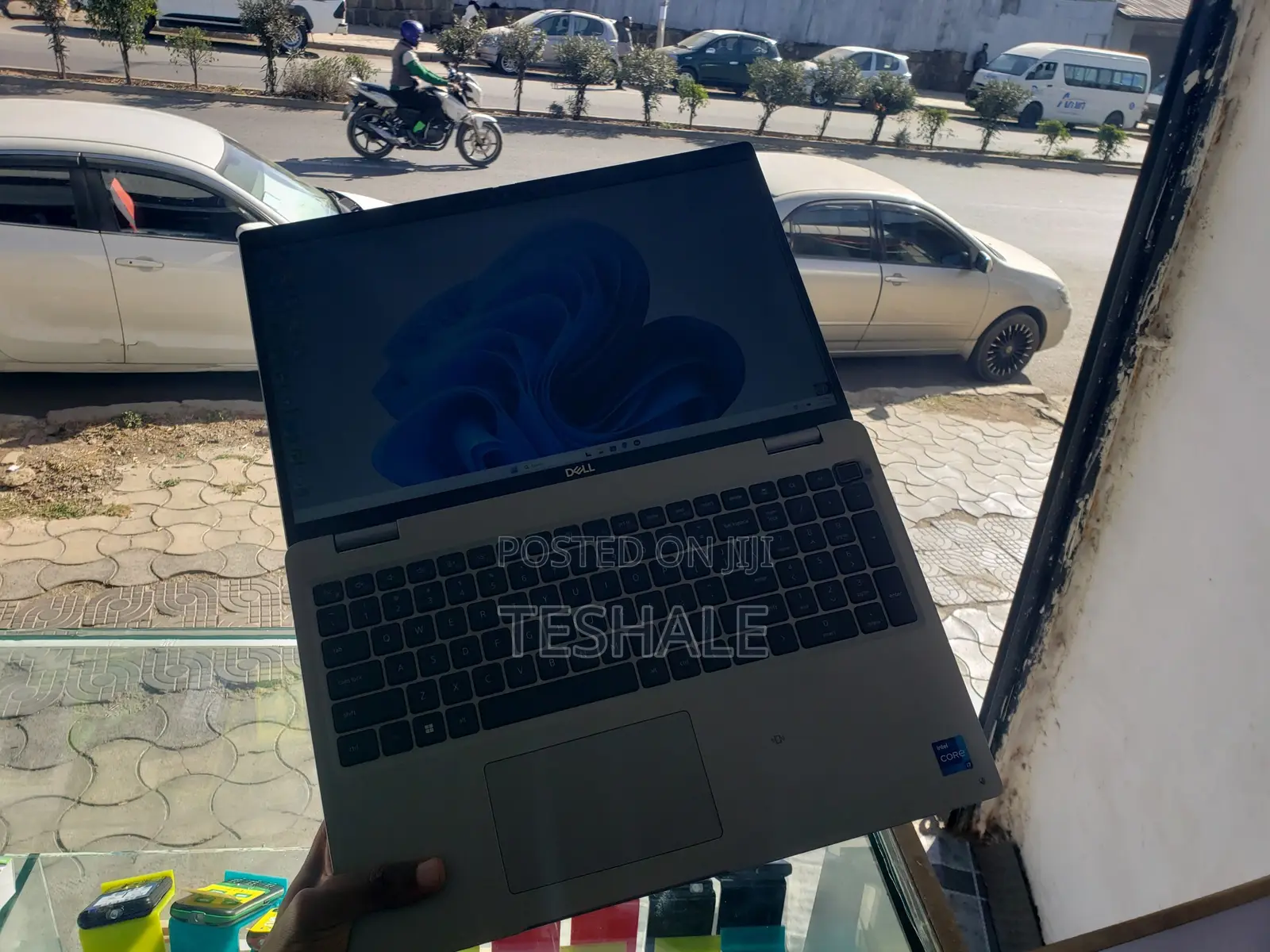 Laptop Dell Latitude 5540 8GB Intel Core i7 SSD 256GB