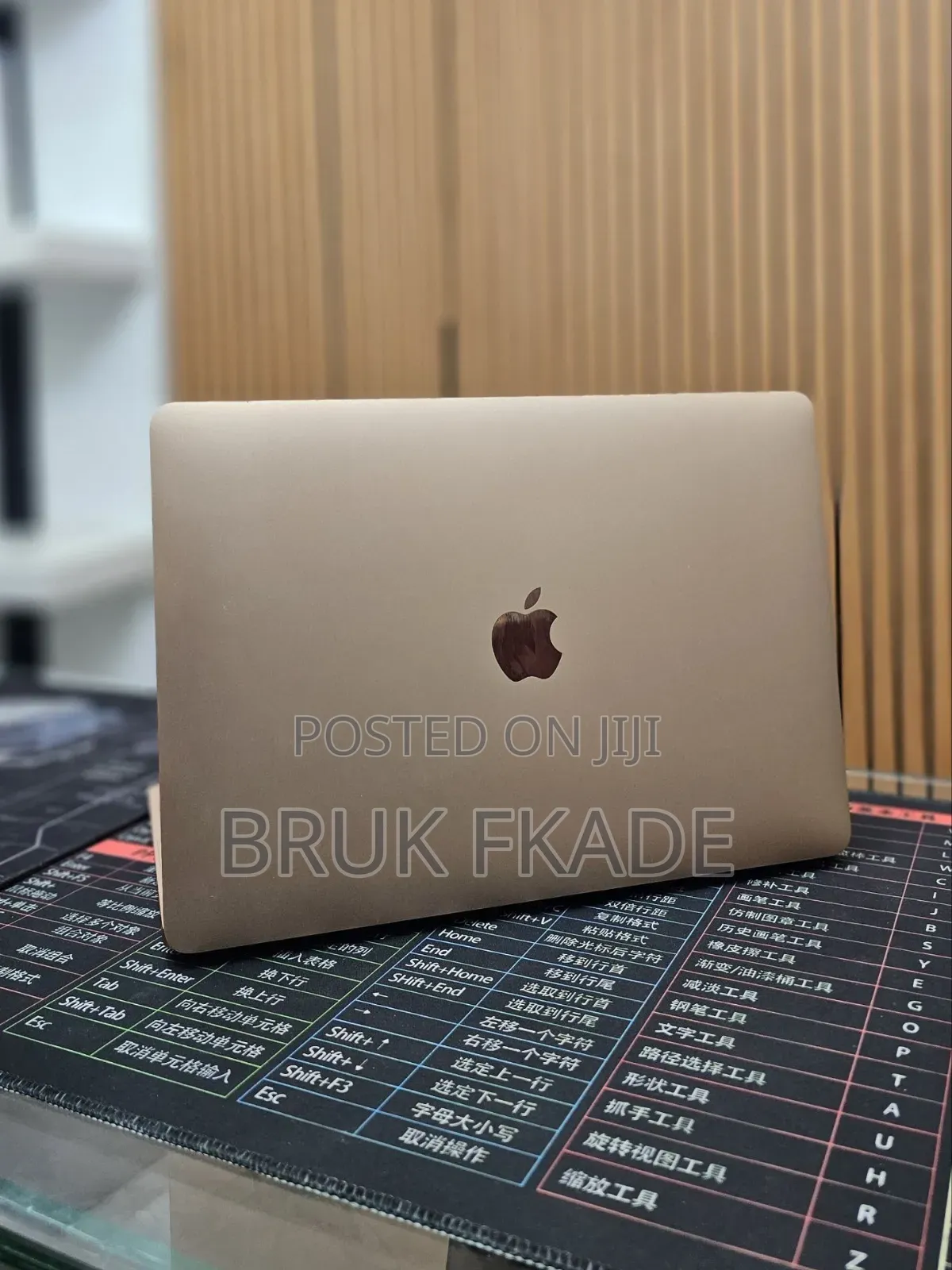 New Laptop Apple MacBook Air 2020 M1 8GB Apple M1 SSD 256GB