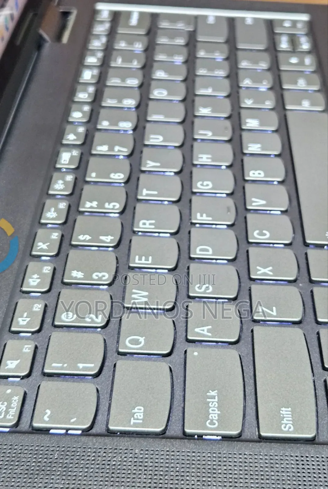 New Laptop Lenovo Yoga 7i 12GB Intel Core i5 SSD 512GB