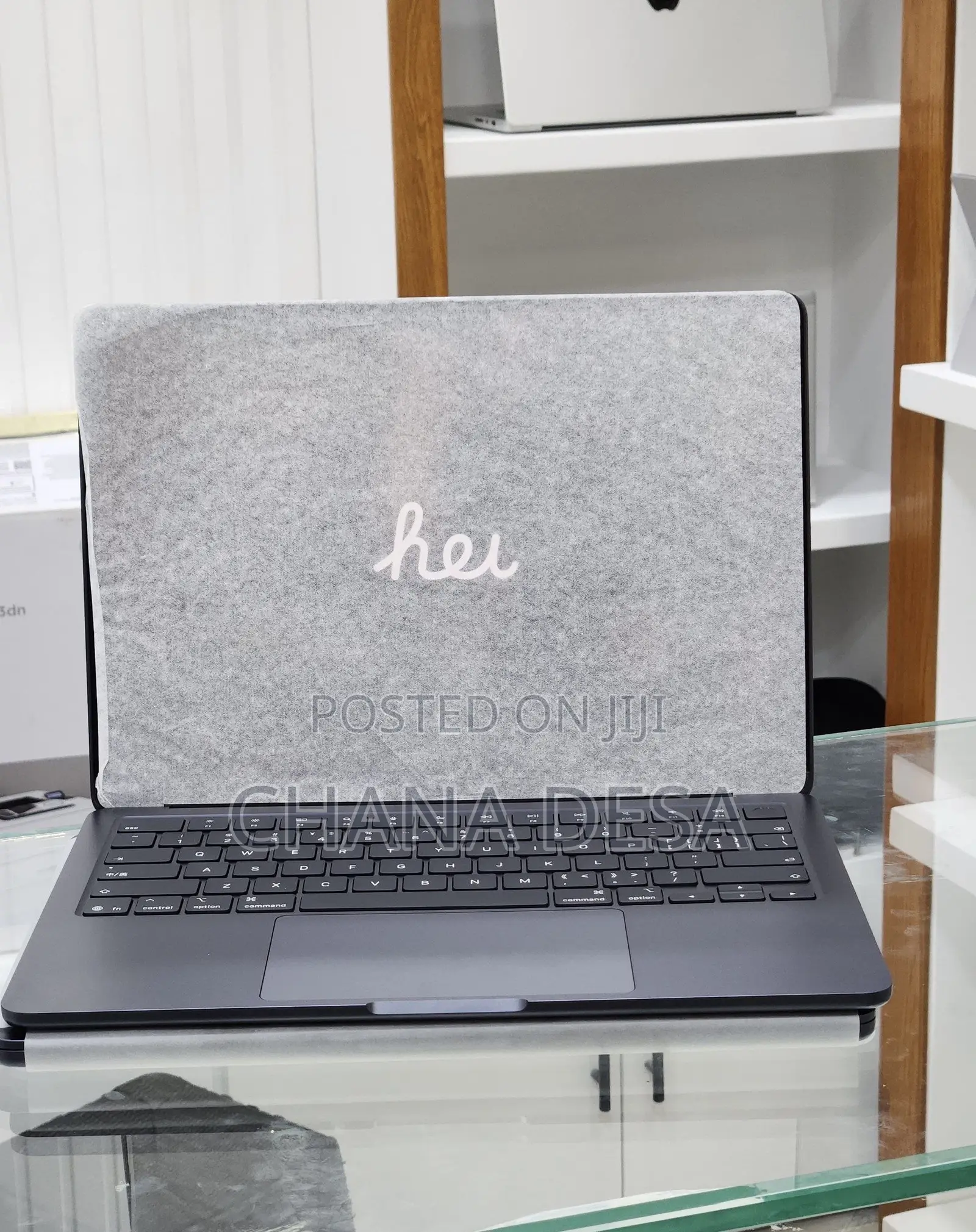 New Laptop Apple MacBook Pro 2024 M4 14-inch 16GB Apple M4 SSD 256GB