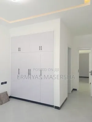 Furnished 4bdrm Villa in Yeka for sale