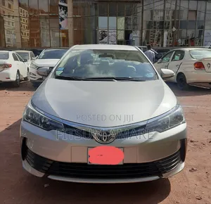 Toyota Corolla 2017 Silver