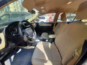 Toyota Corolla 2017 Silver