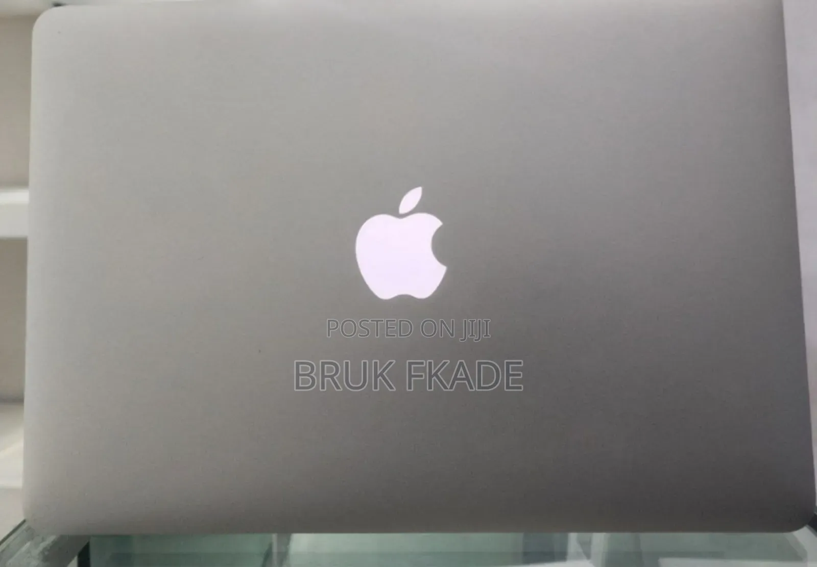 New Laptop Apple MacBook Air 2017 8GB Intel Core i7 SSD 512GB