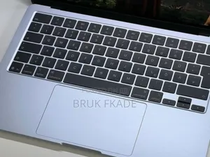 New Laptop Apple MacBook Air 2025 M4 15-inch 16GB Apple M4 SSD 256GB