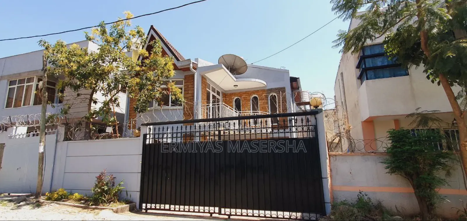 Furnished 6bdrm House in Bole for sale