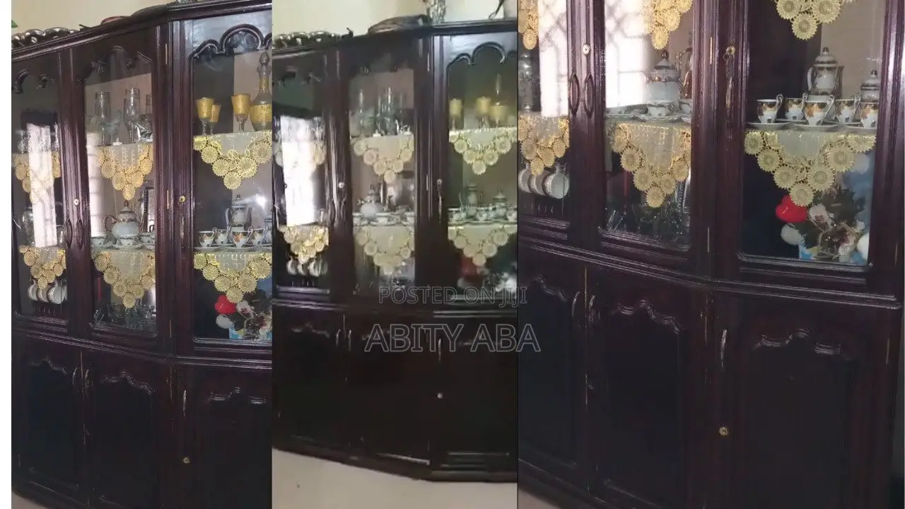 በጣም ግሩም የሆነ የሳሎን ቡፌ