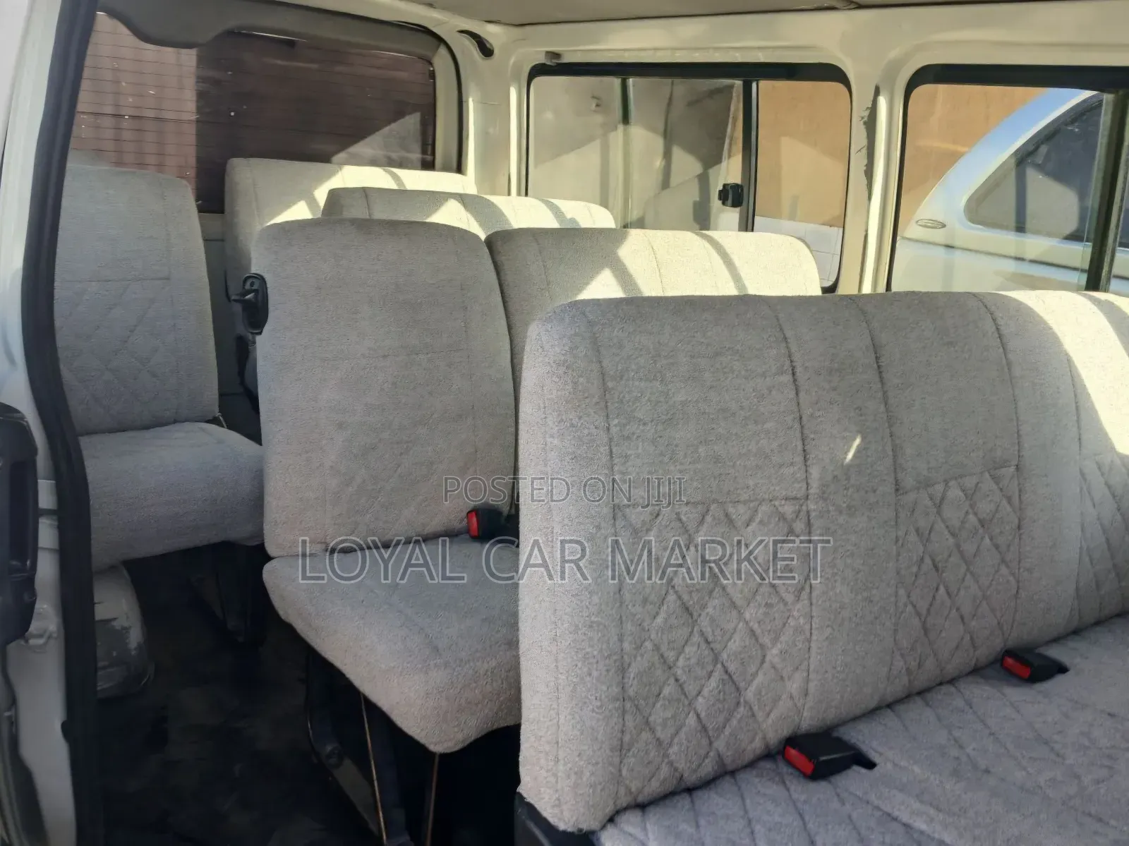 Toyota HiAce 2012 White
