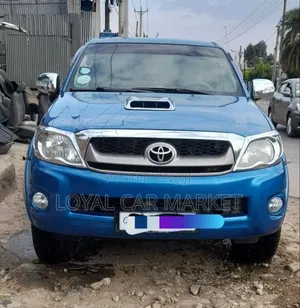 Toyota Hilux 2008 Blue