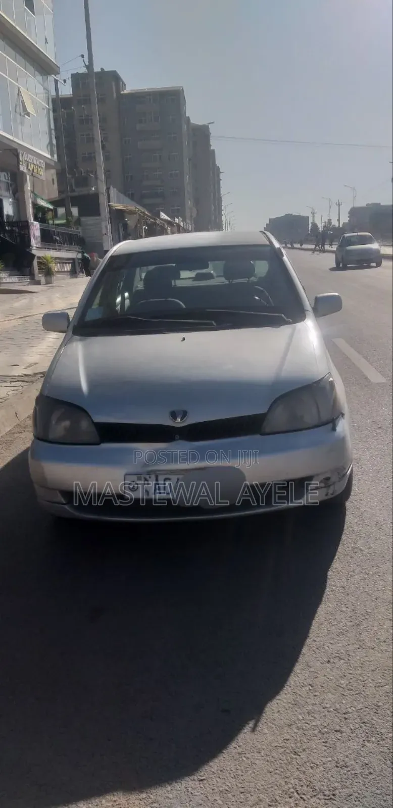 Toyota Platz 2001 Silver