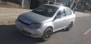 Toyota Platz 2001 Silver