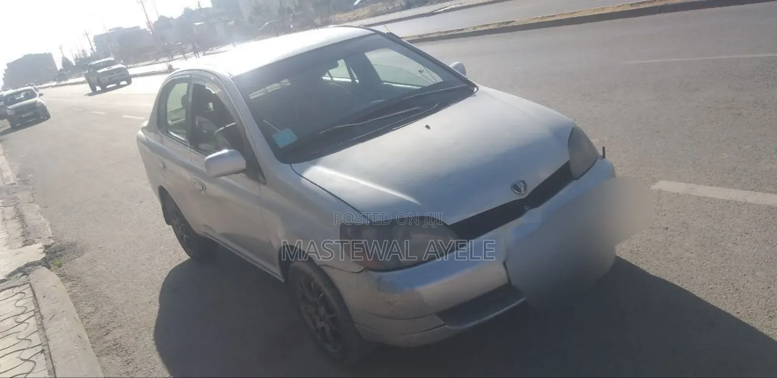 Toyota Platz 2001 Silver