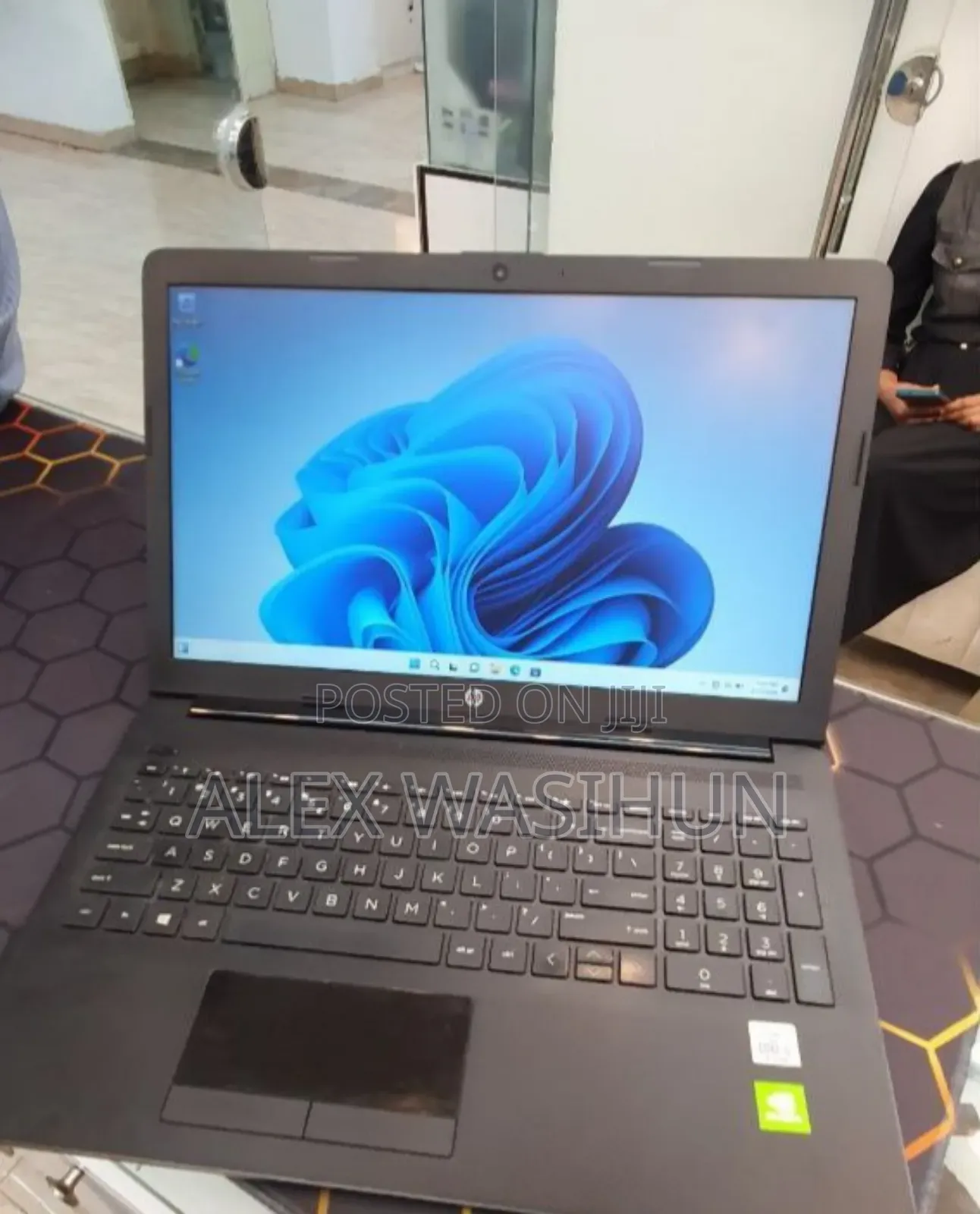 New Laptop HP Stream Notebook 16GB Intel Core i5 SSHD (Hybrid) 1T