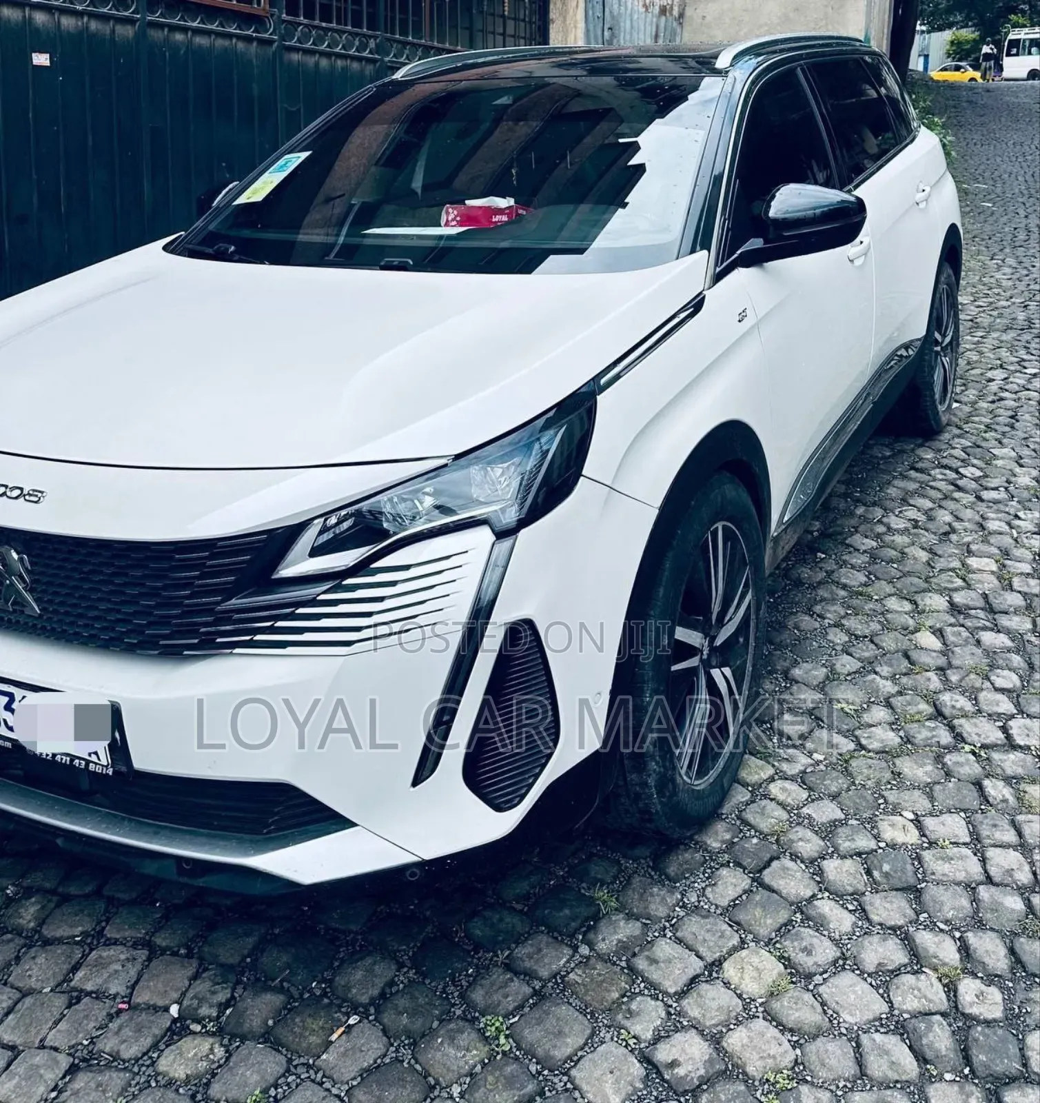 Peugeot 5008 2022 White