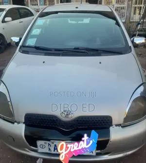 Toyota Yaris 2001 Silver