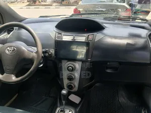 Toyota Yaris 2006 Silver