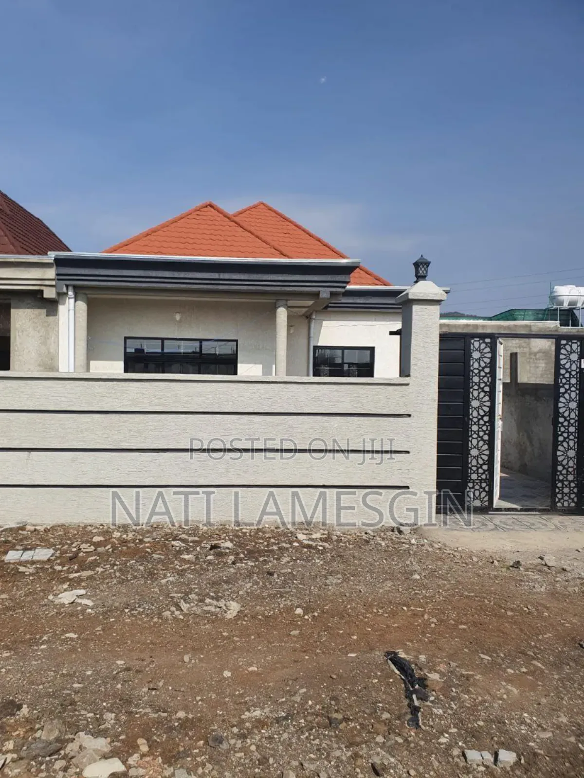 Furnished 3bdrm Villa in Yeka for sale